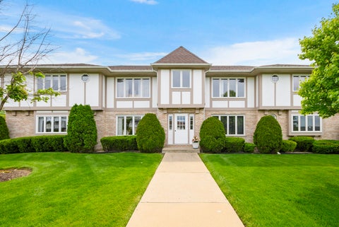 Tiny photo for 19 Saint Moritz Drive #201, Palos Park, IL 60464 (MLS # 12678379)
