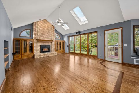 Tiny photo for 685 Rosewood Drive, West Chicago, IL 60185 (MLS # 12514158)