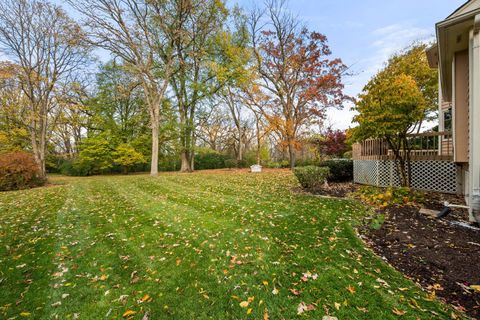 Tiny photo for 685 Rosewood Drive, West Chicago, IL 60185 (MLS # 12514158)