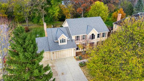 Tiny photo for 685 Rosewood Drive, West Chicago, IL 60185 (MLS # 12514158)