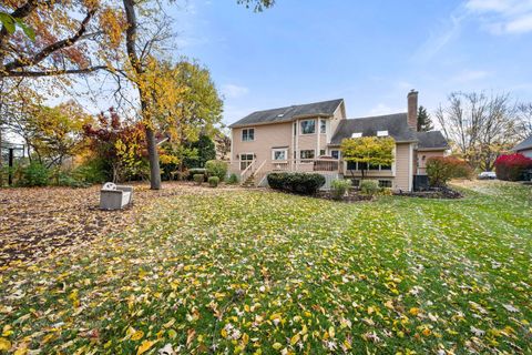 Tiny photo for 685 Rosewood Drive, West Chicago, IL 60185 (MLS # 12514158)