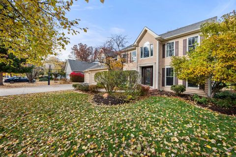 Tiny photo for 685 Rosewood Drive, West Chicago, IL 60185 (MLS # 12514158)