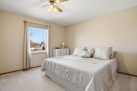 Tiny photo for 38546 N Pine Avenue, Beach Park, IL 60099 (MLS # 12581228)