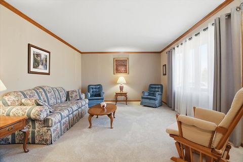 Tiny photo for 38546 N Pine Avenue, Beach Park, IL 60099 (MLS # 12581228)