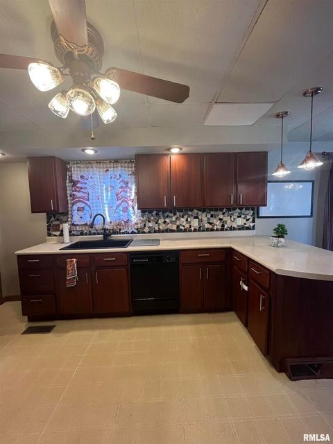 Tiny photo for 328 E PROSPECT Street, Kewanee, IL 61443 (MLS # QC4269411)