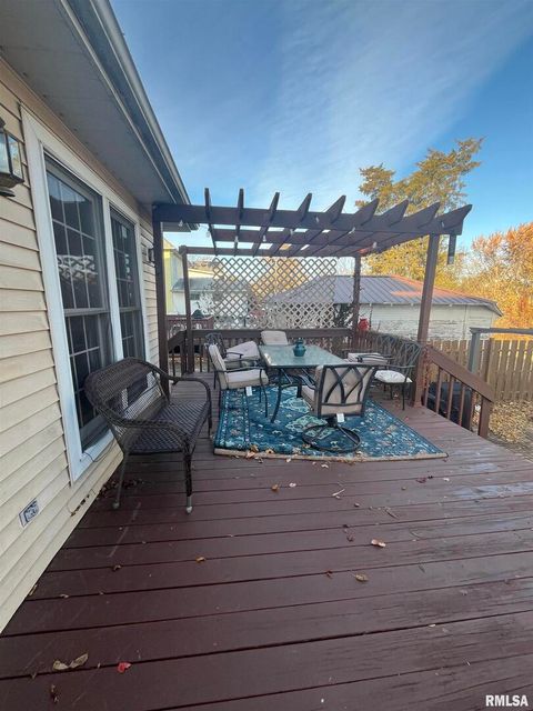 Tiny photo for 328 E PROSPECT Street, Kewanee, IL 61443 (MLS # QC4269411)