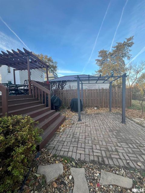 Tiny photo for 328 E PROSPECT Street, Kewanee, IL 61443 (MLS # QC4269411)