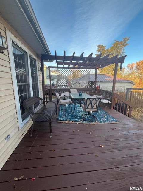 Tiny photo for 328 E PROSPECT Street, Kewanee, IL 61443 (MLS # QC4269411)