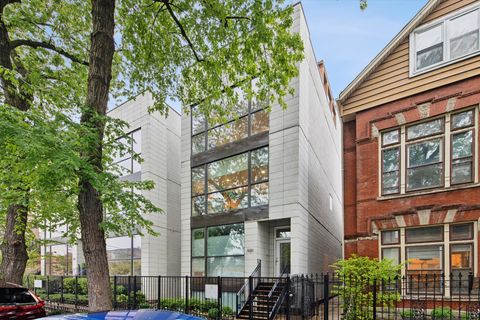 Photo of 820 N Wood Street #3, Chicago, IL 60622 (MLS # 12631264)