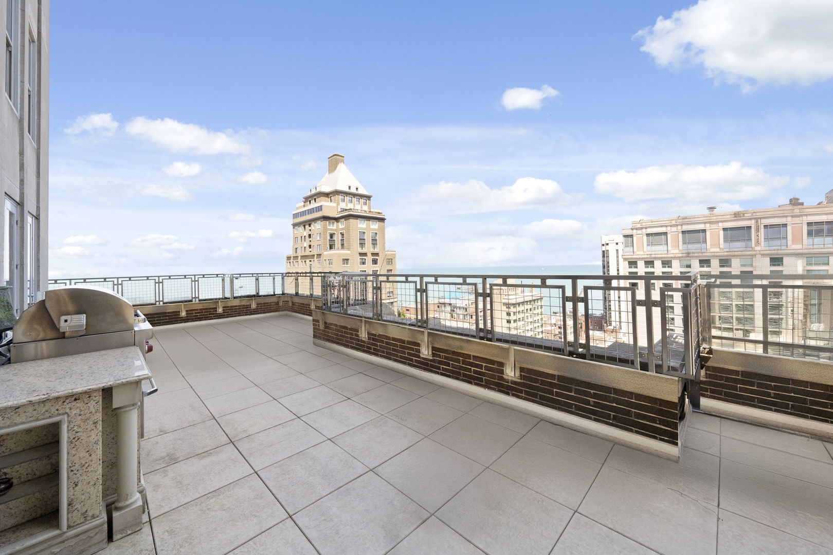 159 E Walton Place 22A