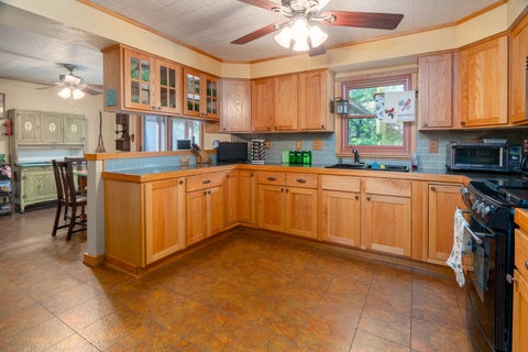 Tiny photo for 501 Pump House Road, Murphysboro, IL 62966 (MLS # 12792730)