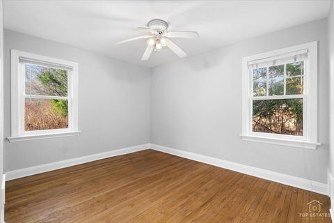 Tiny photo for 304 E Camp Mcdonald Road, Prospect Heights, IL 60070 (MLS # 12597722)