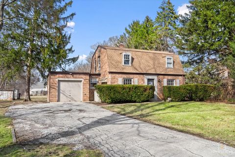 Tiny photo for 304 E Camp Mcdonald Road, Prospect Heights, IL 60070 (MLS # 12597722)