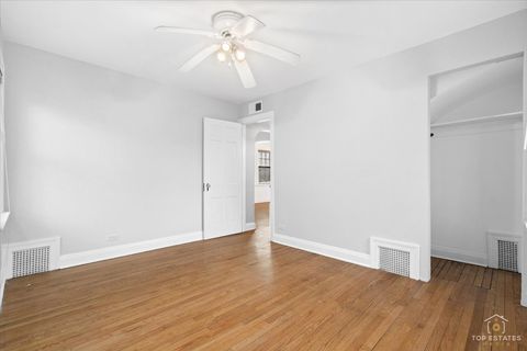 Tiny photo for 304 E Camp Mcdonald Road, Prospect Heights, IL 60070 (MLS # 12597722)