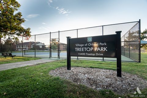 Tiny photo for 9910 Treetop Drive #3904, Orland Park, IL 60462 (MLS # 12497809)