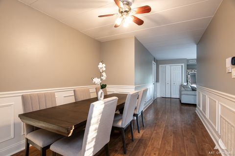 Tiny photo for 9910 Treetop Drive #3904, Orland Park, IL 60462 (MLS # 12497809)