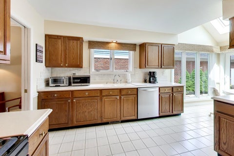 Tiny photo for 1819 N Normandy Court, Arlington Heights, IL 60004 (MLS # 12699220)