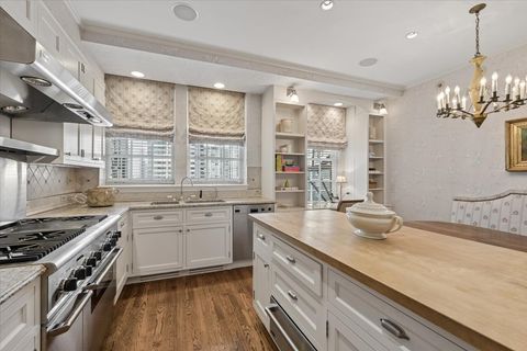 Tiny photo for 1500 N Lake Shore Drive #9B, Chicago, IL 60610 (MLS # 12596424)