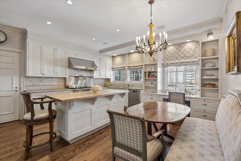 Tiny photo for 1500 N Lake Shore Drive #9B, Chicago, IL 60610 (MLS # 12596424)