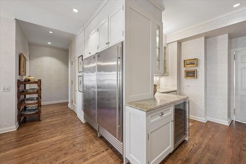 Tiny photo for 1500 N Lake Shore Drive #9B, Chicago, IL 60610 (MLS # 12596424)