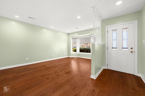 Tiny photo for 4433 Madison Avenue, Brookfield, IL 60513 (MLS # 12603940)