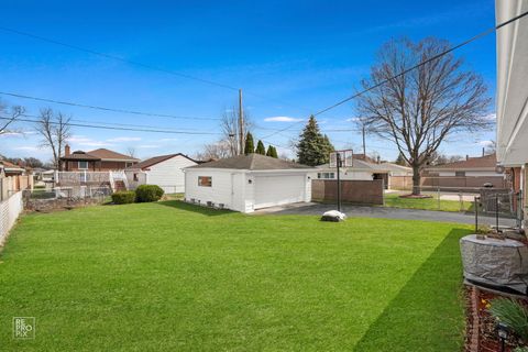 Tiny photo for 4433 Madison Avenue, Brookfield, IL 60513 (MLS # 12603940)