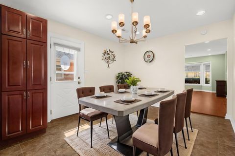 Tiny photo for 4433 Madison Avenue, Brookfield, IL 60513 (MLS # 12603940)