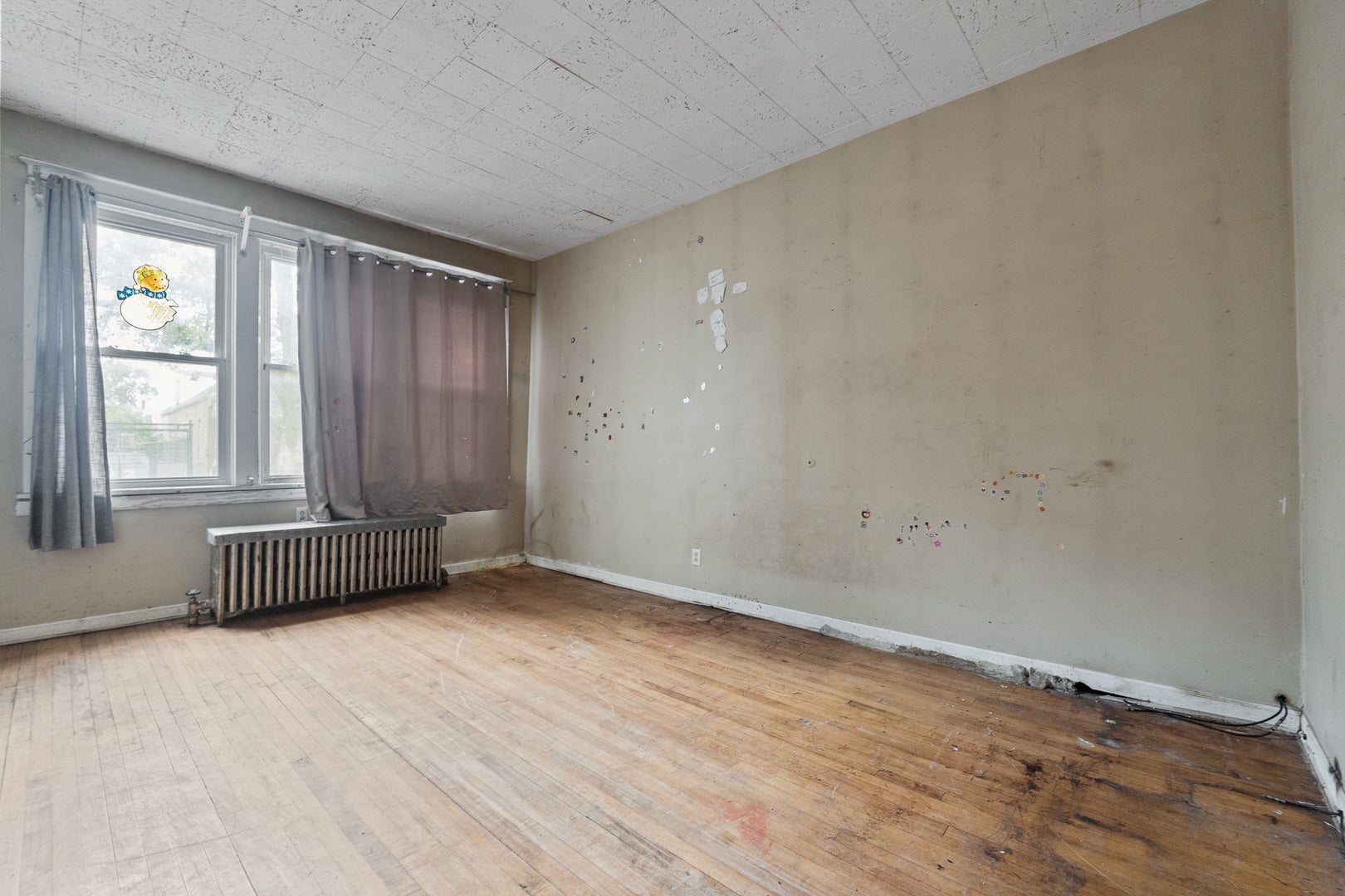 2706 S Trumbull Avenue