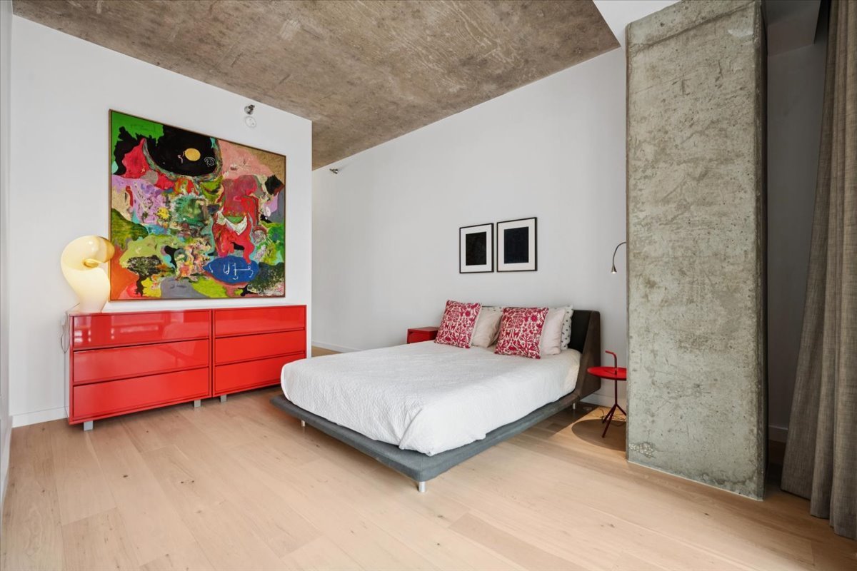 Chicago, Illinois 60611, United States, 3 Bedrooms Bedrooms, ,2 BathroomsBathrooms,Residential,Active,203159