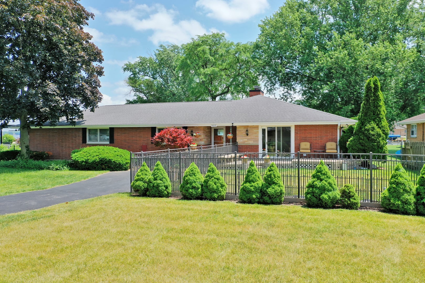 905 River Terrace Drive