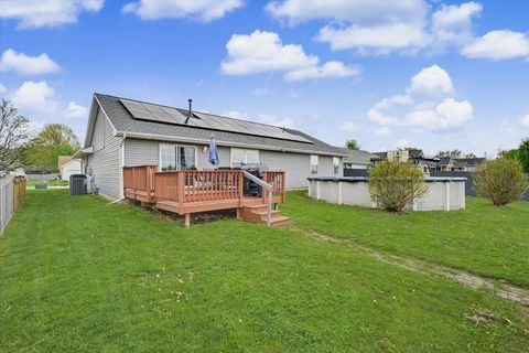 Tiny photo for 2705 Fieldcrest Drive, Urbana, IL 61802 (MLS # 12626969)
