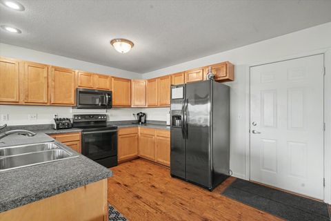 Tiny photo for 2705 Fieldcrest Drive, Urbana, IL 61802 (MLS # 12626969)