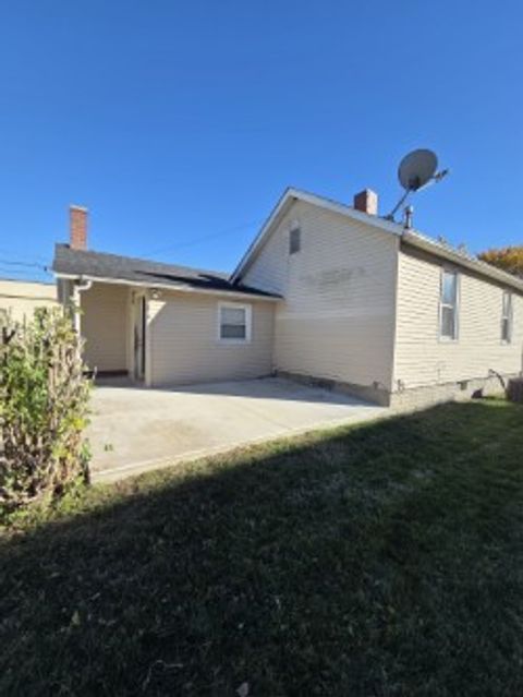 Tiny photo for 1015 8th Street, Lasalle, IL 61301 (MLS # 12511548)