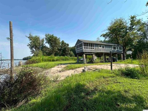 Tiny photo for 4607 N Knapheide Landing Lndg, Quincy, IL 62305 (MLS # 12448351)