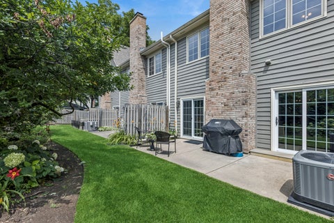 Tiny photo for 469 Duane Street, Glen Ellyn, IL 60137 (MLS # 12686534)