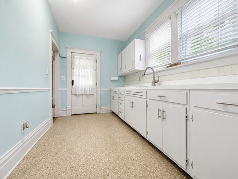 Tiny photo for 611 6th Avenue, Mendota, IL 61342 (MLS # 12731074)