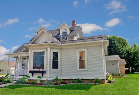 Tiny photo for 611 6th Avenue, Mendota, IL 61342 (MLS # 12731074)
