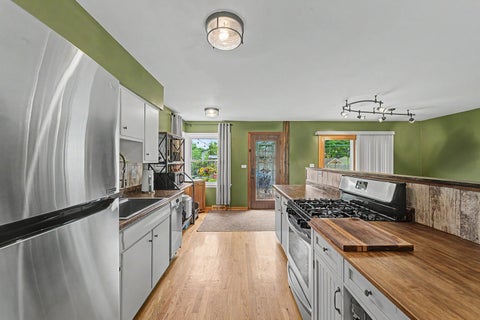 Tiny photo for 1331 N Indigo Drive, Mount Prospect, IL 60056 (MLS # 12661862)