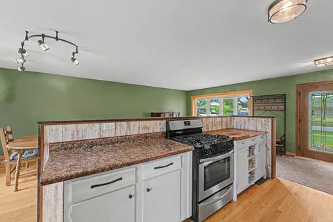 Tiny photo for 1331 N Indigo Drive, Mount Prospect, IL 60056 (MLS # 12661862)