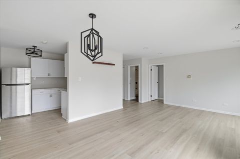 Tiny photo for 420 S HOME Avenue #107N, Oak Park, IL 60302 (MLS # 12585586)