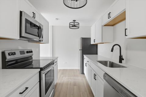 Tiny photo for 420 S HOME Avenue #107N, Oak Park, IL 60302 (MLS # 12585586)