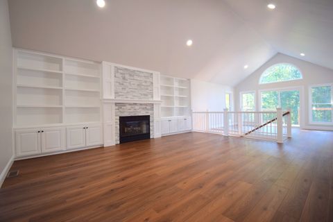 Tiny photo for 12139 E Hutchison Road, Mt Vernon, IL 62864 (MLS # 12616452)