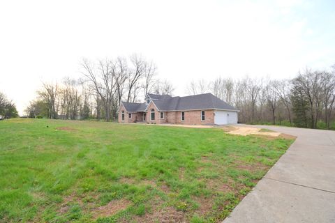Tiny photo for 12139 E Hutchison Road, Mt Vernon, IL 62864 (MLS # 12616452)