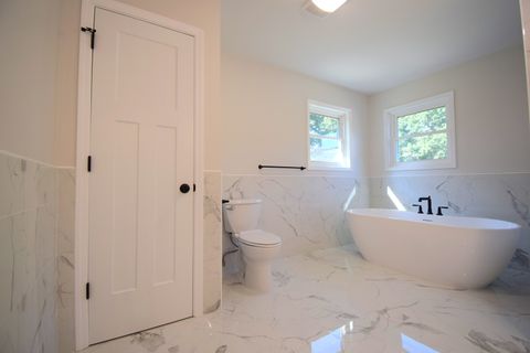 Tiny photo for 12139 E Hutchison Road, Mt Vernon, IL 62864 (MLS # 12616452)