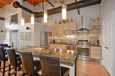 Tiny photo for 1000 W WASHINGTON Boulevard #517, Chicago, IL 60607 (MLS # 12475160)