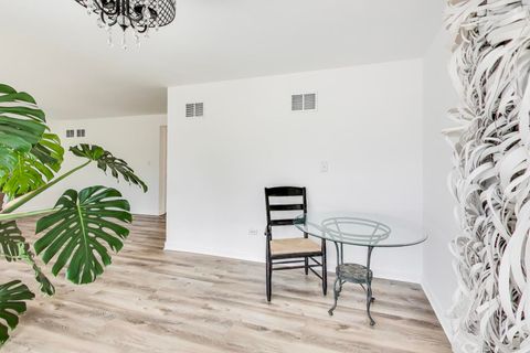 Tiny photo for 83c Thornhill Lane #c, Lake Barrington, IL 60010 (MLS # 12577542)