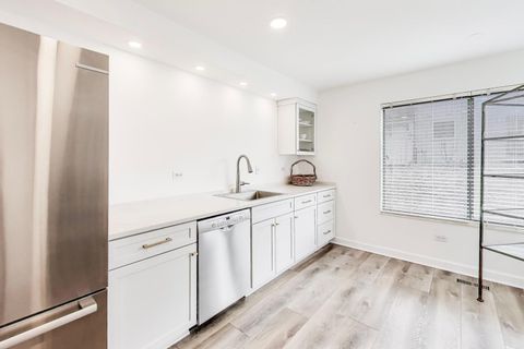 Tiny photo for 83c Thornhill Lane #c, Lake Barrington, IL 60010 (MLS # 12577542)