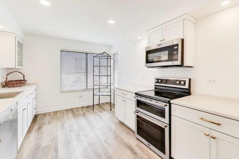 Tiny photo for 83c Thornhill Lane #c, Lake Barrington, IL 60010 (MLS # 12577542)