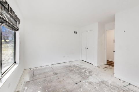 Tiny photo for 83c Thornhill Lane #c, Lake Barrington, IL 60010 (MLS # 12577542)