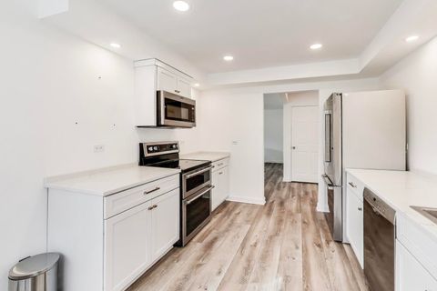 Tiny photo for 83c Thornhill Lane #c, Lake Barrington, IL 60010 (MLS # 12577542)